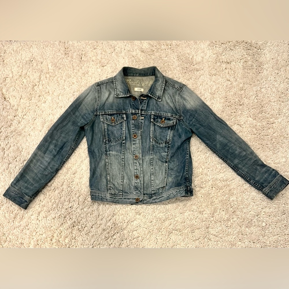Madewell Medium Distressed Fitted Jean Jacket Size Medium